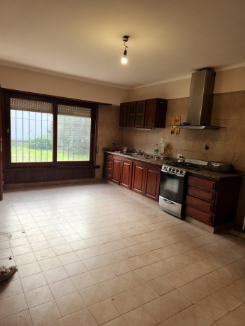 Mar del Plata, ,3 BathroomsBathrooms,Casa,En Venta,1098 Mar del Plata, ,3 BathroomsBathrooms,Casa,En Venta,1098