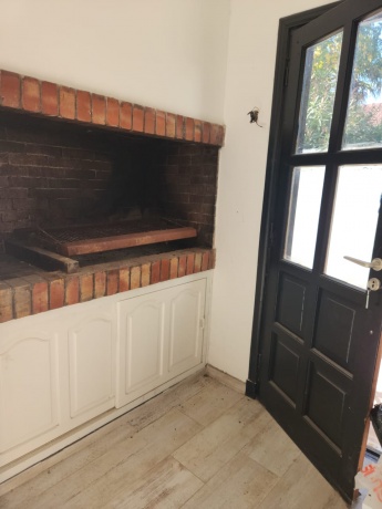 Mar del Plata 7600, ,2 BathroomsBathrooms,Casa,En Venta,1047