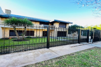 Mar del Plata, ,2 BathroomsBathrooms,Casa,En Venta,1055